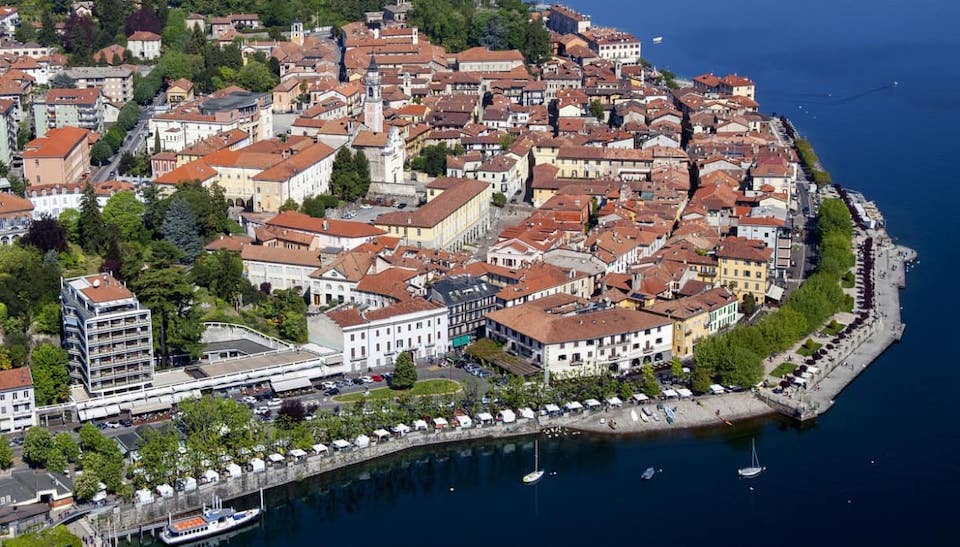 Arona
